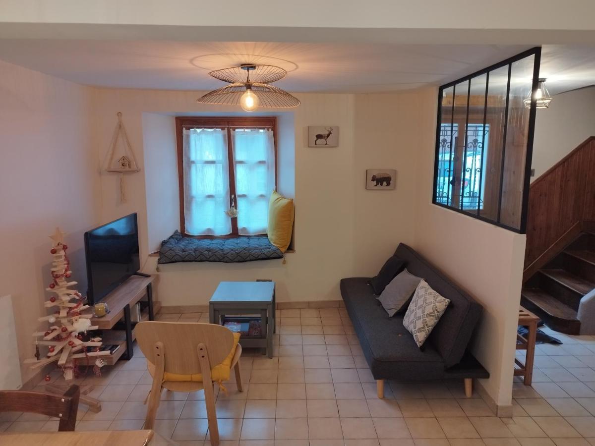Agreable Maison Au Centre D'Arreau Pour 8 Pers Экстерьер фото